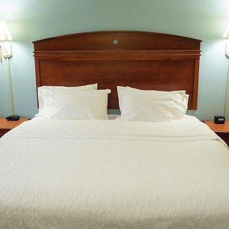 Hampton Inn Lebanon Buitenkant foto
