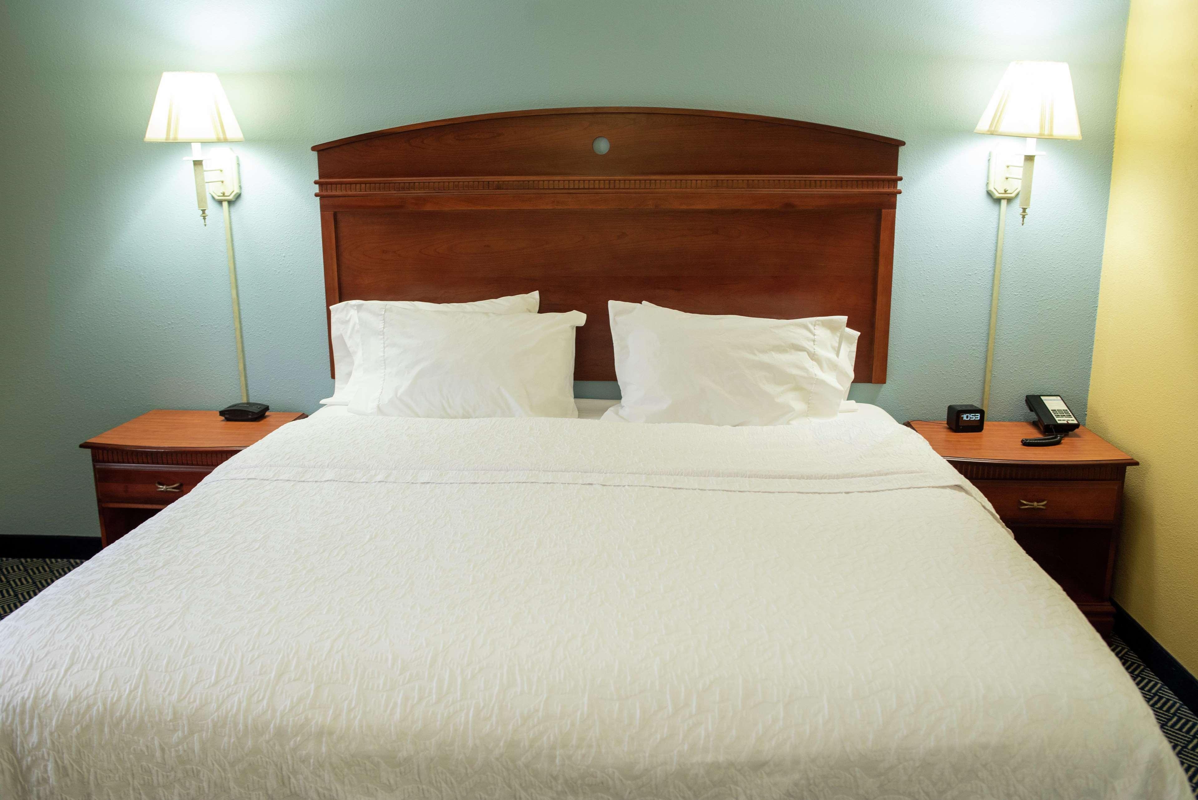 Hampton Inn Lebanon Buitenkant foto