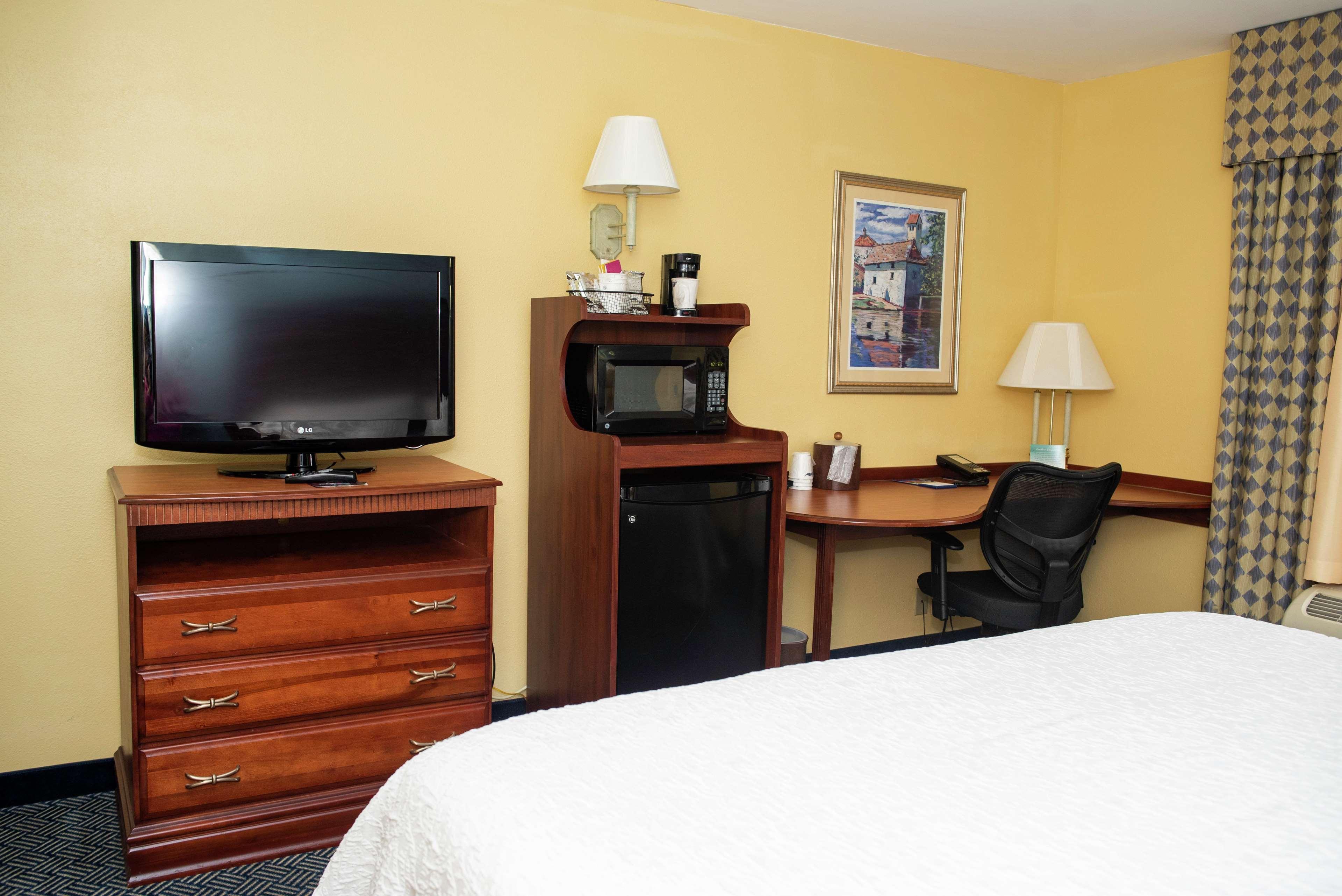 Hampton Inn Lebanon Buitenkant foto